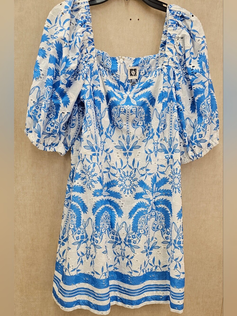 Anne Klein White and Blue Floral Puff-Sleeve Tunic
